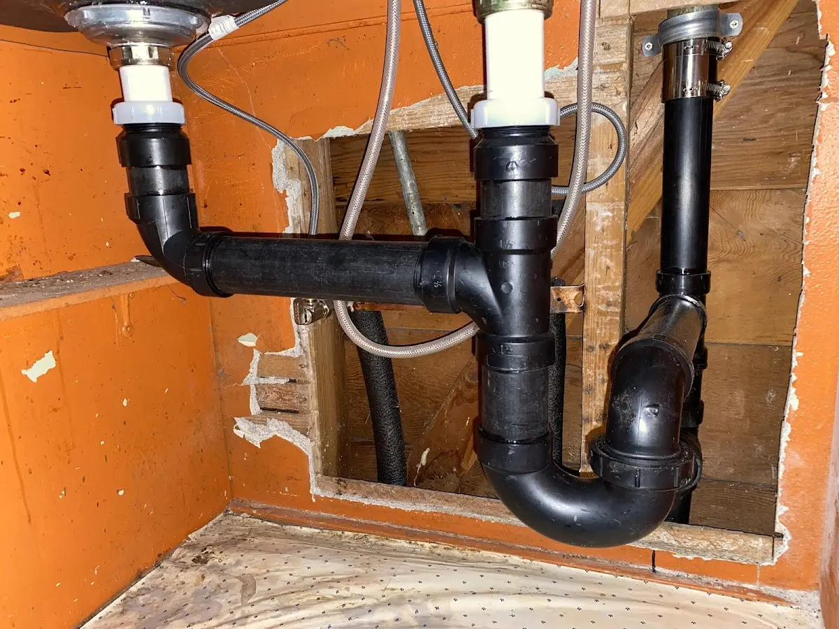 Professional Pipe Bursting equipment and tools on the job in Silver Creek
