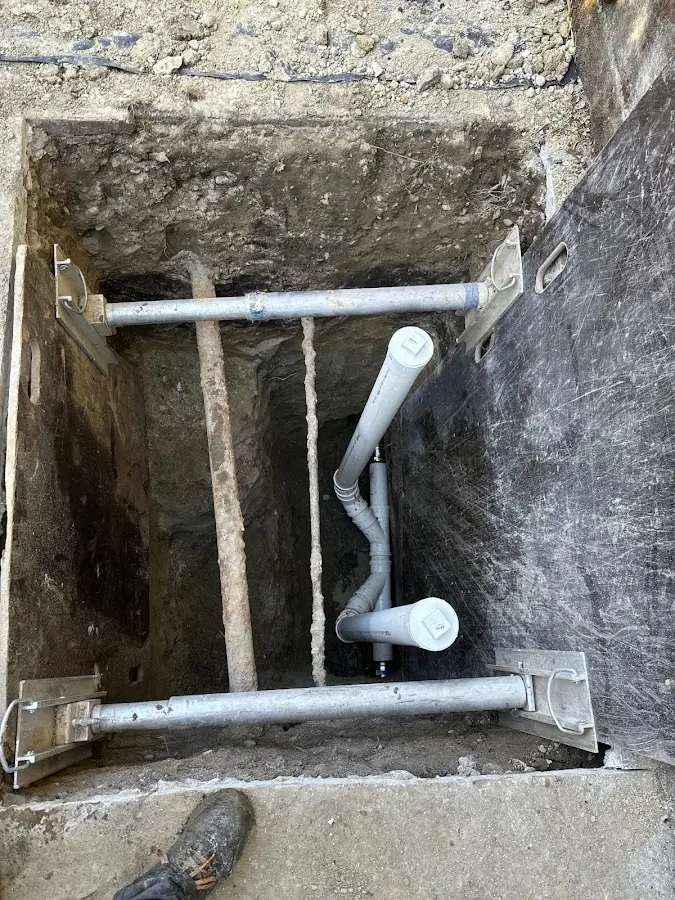 Experienced plumber completing Drain Cleaning work in Silver Creek
